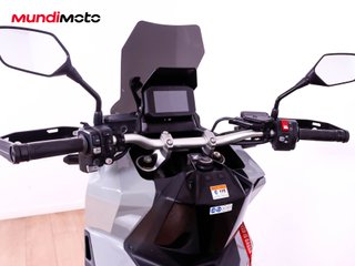 HONDA X-ADV