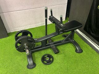 Máquina de gimnasio Technogym