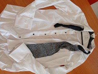 Traje de novio gris y negro