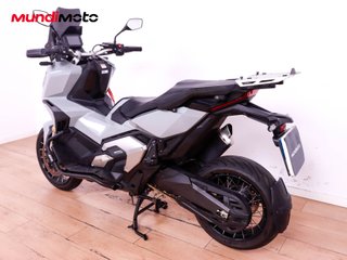 HONDA X-ADV