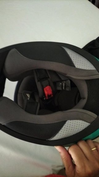 Casco moto . Marca AXXIS