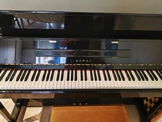 Piano Kawai CS14 Negro
