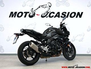 YAMAHA MT-10