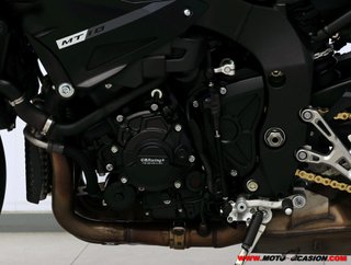 YAMAHA MT-10