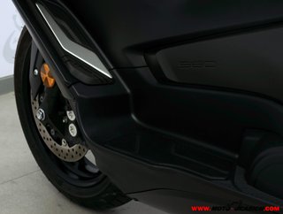 YAMAHA T-MAX 560 -APTA A2-