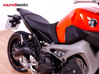 YAMAHA MT 09