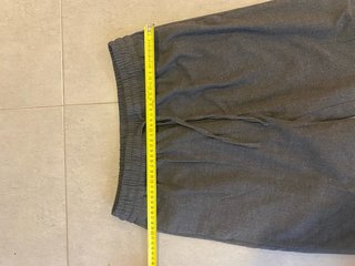 Pantalones grises - Zara