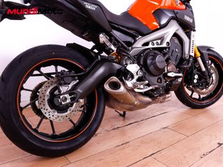 YAMAHA MT 09
