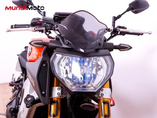 YAMAHA MT 09