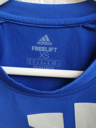 Camiseta de deporte Adidas FreeLift azul