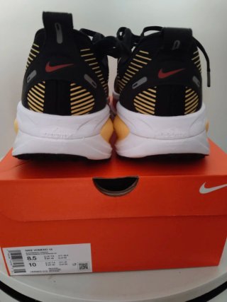 Zapatillas Nike Vomero 18 Talla 42 EUR