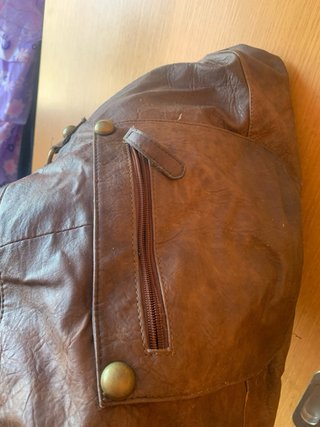 Bolso marrón de cuero sintético grande