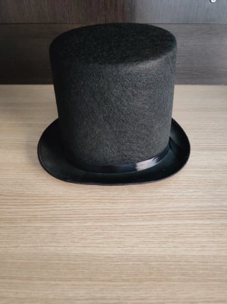 Sombrero de copa negro