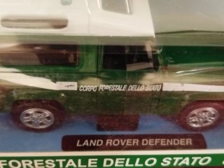 Set 2 modellini auto: Fiat Grande Punto e Land Rov