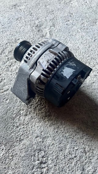 Alternador HC-Cargo 111890