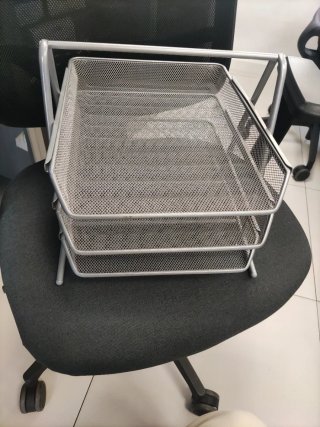 Bandejas para documentos metálicas