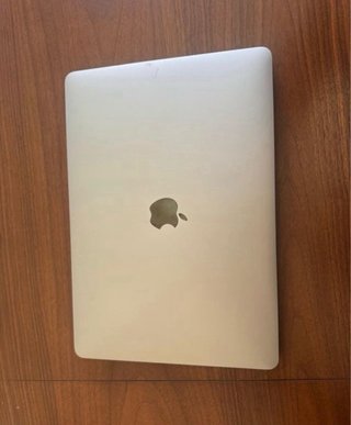 MacBook Pro 13” 2020 Gris Espacial