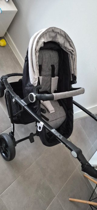 Carro de bebé y silla coche grupo 0