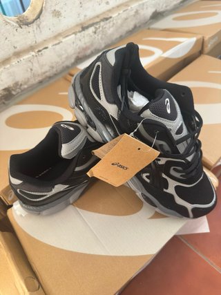 Asics Gel Zapatillas Negras y Grises