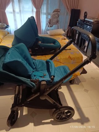 Carrito Jané con sillita y capazo