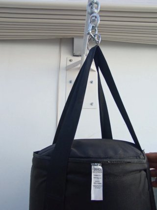 Saco de boxeo 120cm con soporte pared