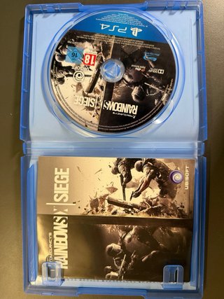 Pack Uncharted 4 y Rainbow Six Siege PS4