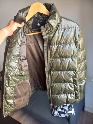 Abrigo plumífero Zara verde oliva