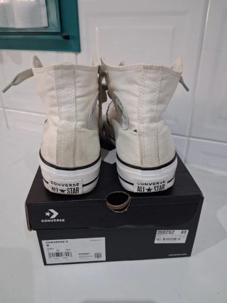 Converse Chick Taylor All Star lift beige