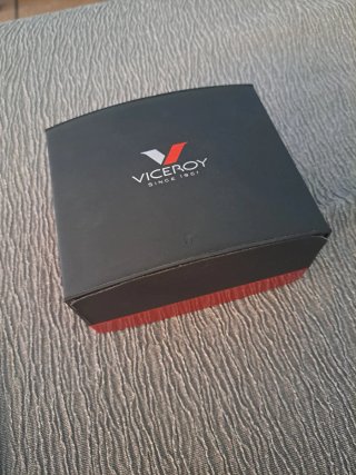 Reloj Viceroy Blanco y Morado