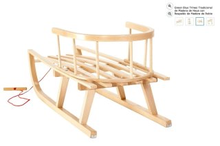 Trineo de madera tradicional