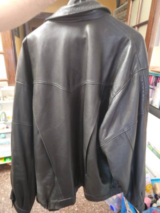 Chaqueta de piel para hombre