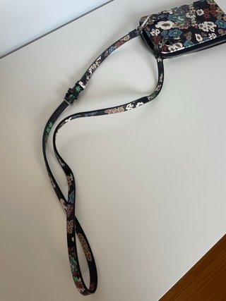 Cartera colgante móvil floral