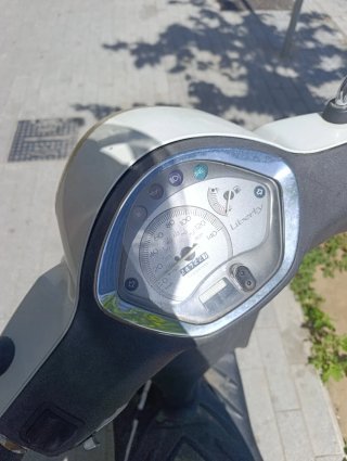 Piaggio Liberty 125 Scooter