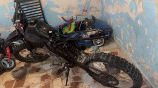Moto Kayo Enduro/Motocross Plata/Roja