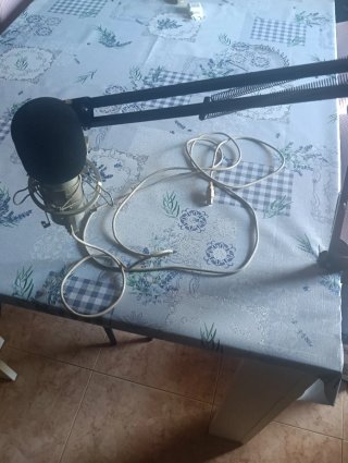 Teclados + ratón + micrófono + altavoces para PC