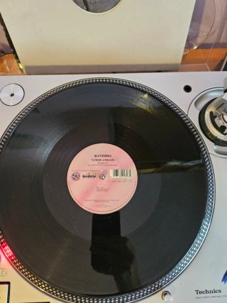 Bandido - Vamos Amigos | 21st Century Records