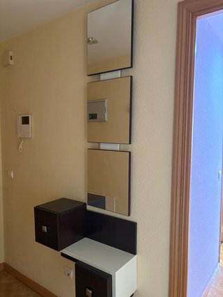 Mueble de entrada con espejo