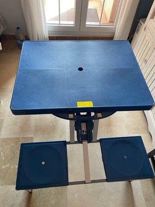Mesa y 4 Asientos Camping Plegable