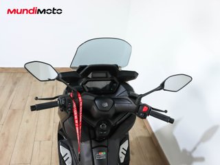 YAMAHA X-MAX 125 TECH MAX