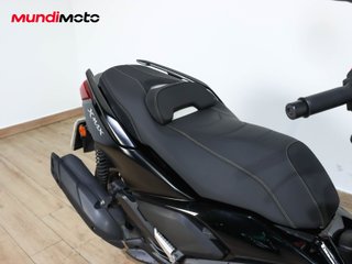 YAMAHA X-MAX 125 TECH MAX