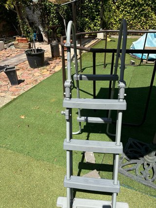 LEER BIEN ANTES DE PREGUNTAR Escalera piscina