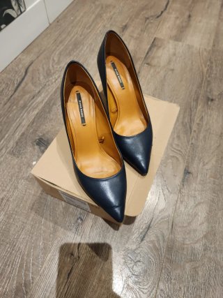 Zapatos de tacón Zara Basic azul marino talla 35
