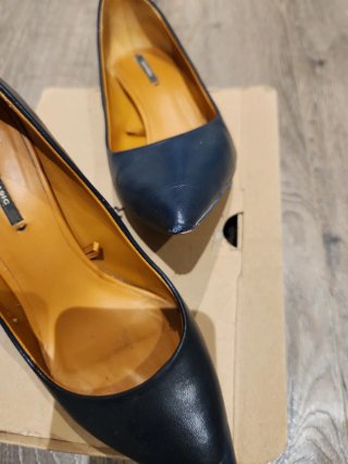 Zapatos de tacón Zara Basic azul marino talla 35