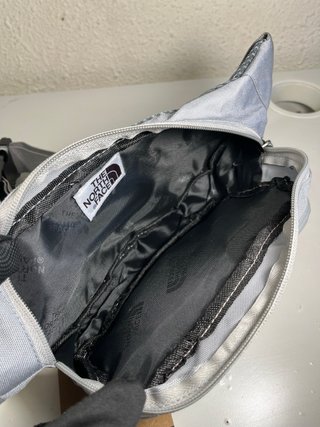 Riñonera The North Face Gris 33x15cm