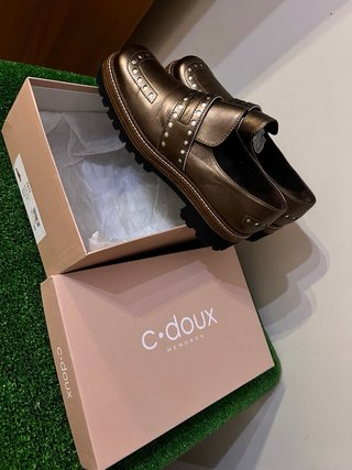 Zapatos C.Doux dorados talla 39