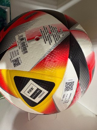 Balón Adidas FIFA Quality Pro Talla 5