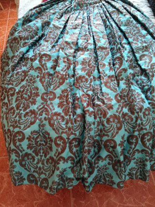 Traje de fallera ala antiga marrón talla 40-42