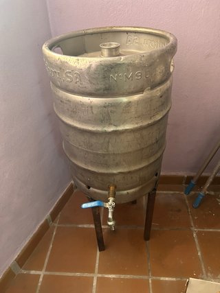 Bidón cerveza con grifo