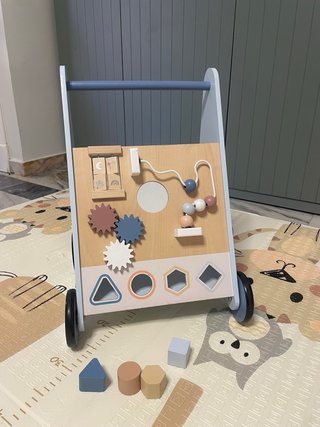 Carrito andador multiactividades de madera