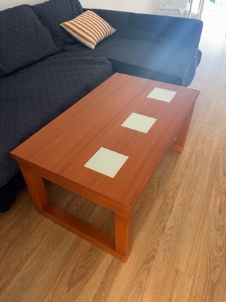 Mesa de centro madera con detalles cristal